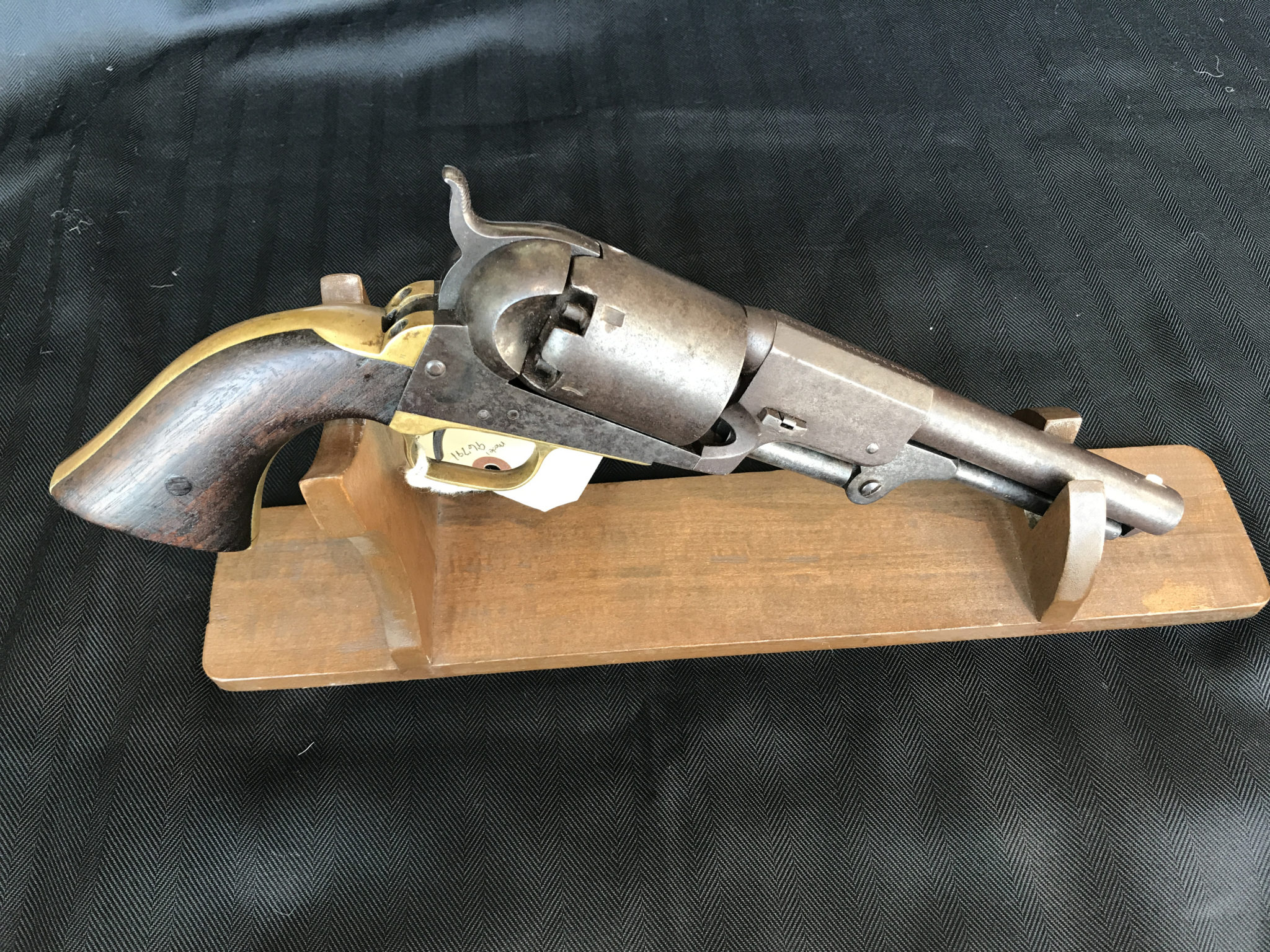 Old colt revolvers serial numbers